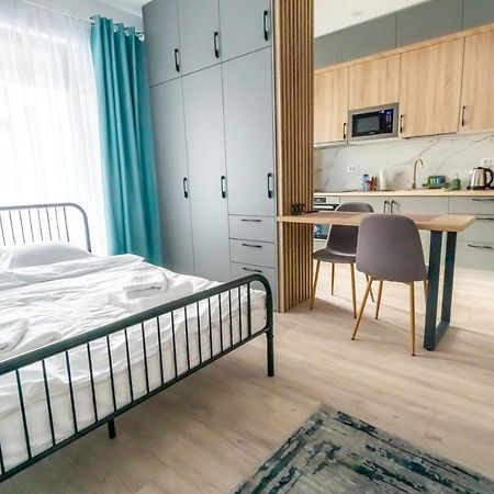 Your New And Modern Home Бухарест Экстерьер фото