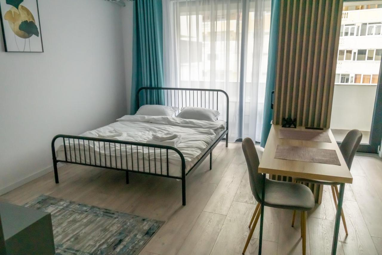 Your New And Modern Home Бухарест Экстерьер фото